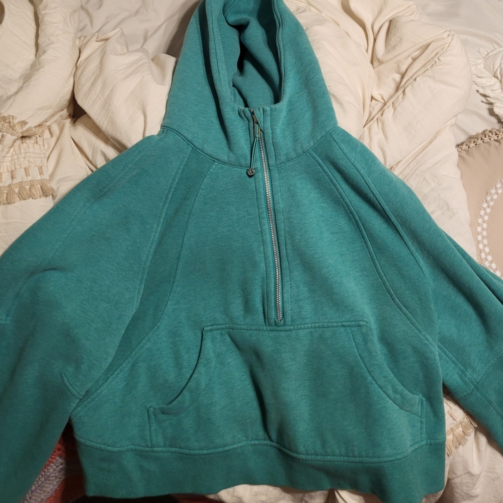Lululemon scuba size xs/s, Maldives green